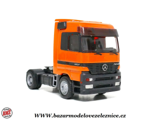Herpa - Mercedes tahač-  HO