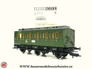 Fleischmann - Osobní vůz DB 2 tř. - HO 