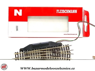 Roco - Fleischmann -  výhybka pravá elektrická 15° R5=362,6 mm - N