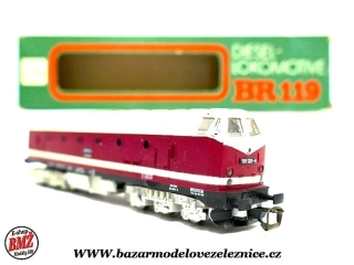 BTTB - Dieselová lokomotiva BR 119 120 DR - TT
